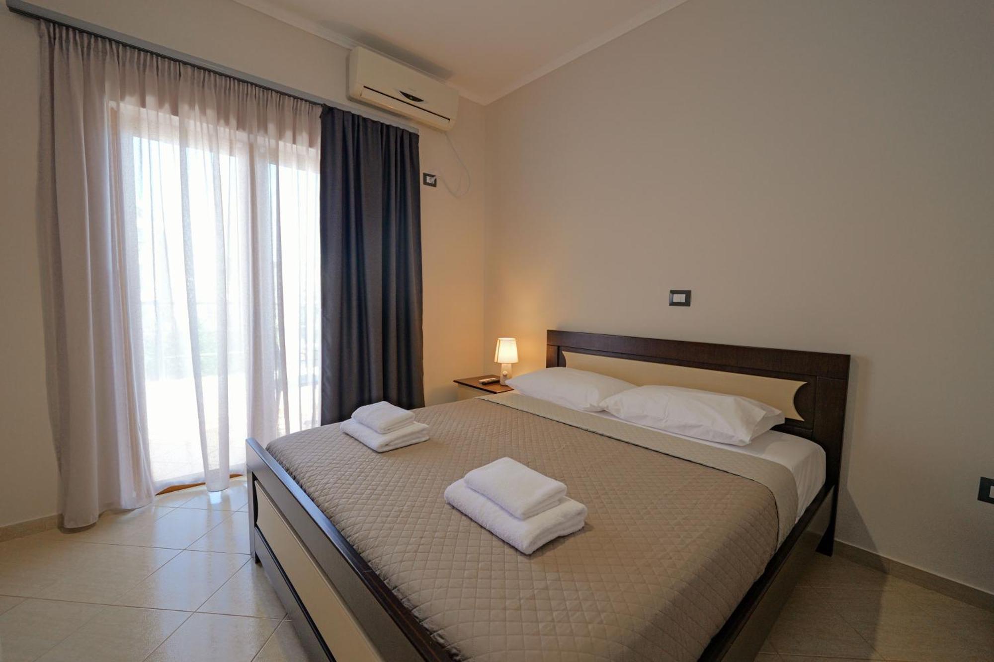 Hotel Deja Vu คซามิล ภายนอก รูปภาพ