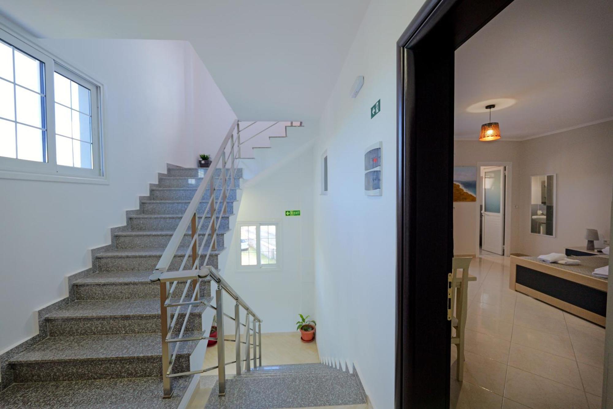 Hotel Deja Vu คซามิล ภายนอก รูปภาพ