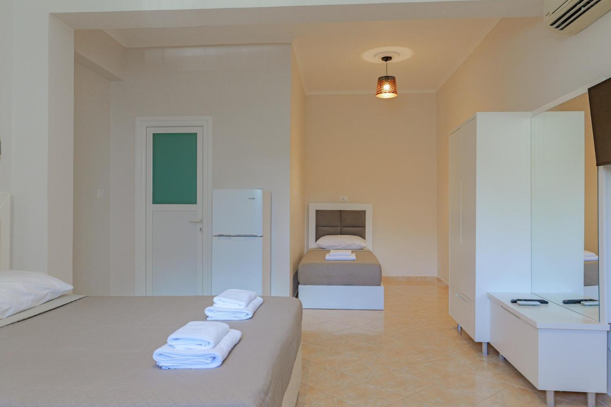 Hotel Deja Vu คซามิล ภายนอก รูปภาพ