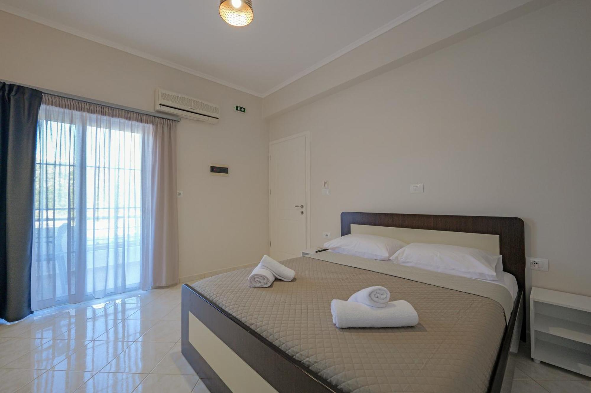 Hotel Deja Vu คซามิล ภายนอก รูปภาพ